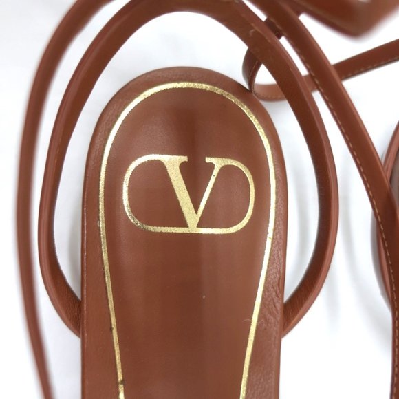 VALENTINO ROMAN STUD ANKLE WRAP FLAT SANDALS BROWN LEATHER SIZE 37 - Picture 9 of 11